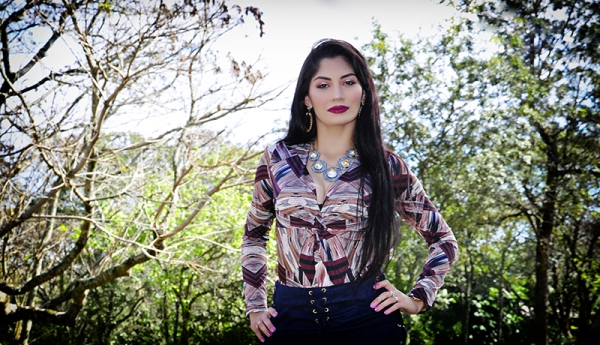 Look de Karine da Silva Socolhoski, por Abel Oliveira 