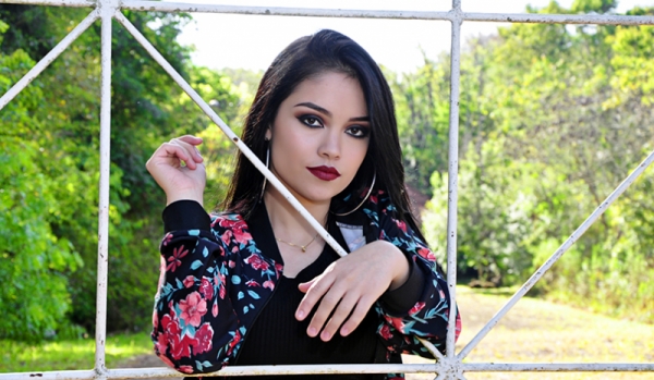 Look de Brenda Ramos, por Abel Oliveira